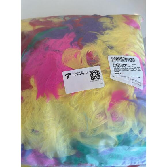 Vibrant Flapper Feather Boas Party Pack with Heart-Shaped Sunglasses 6 Pcs - Picture 8 of 9